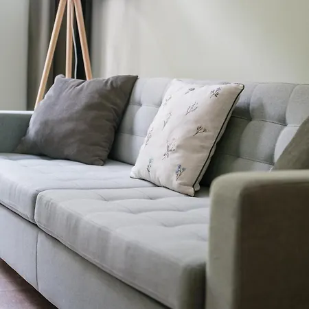 Maison 33 *